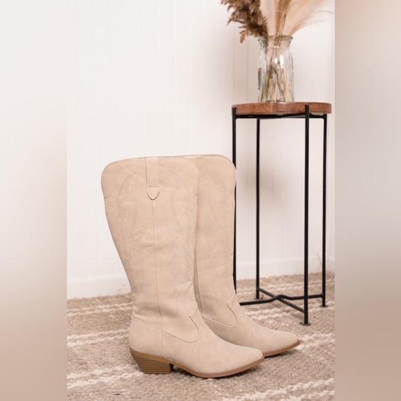 Let’s Go to Nashville Embroidered Pointed Toe Cowboy Boots in Sand - Picture 6 of 7